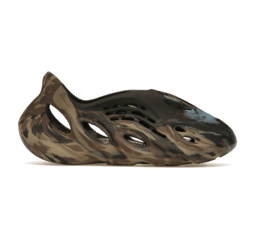 YEEZY FOAM RNR Cinder