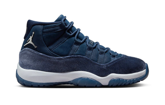 JORDAN 11 Retro Midnight Navy