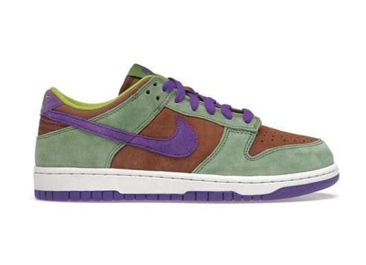 NIKE DUNK LOW Veneer